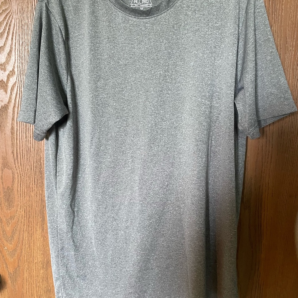 Men's Gray Exercise Shirt
